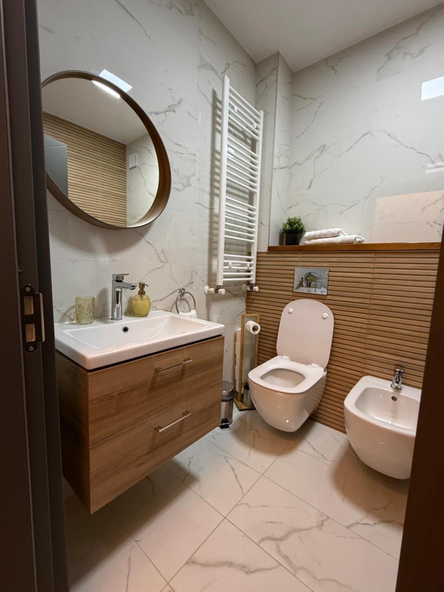 Illy Home Ramnicu Valcea Luaran gambar